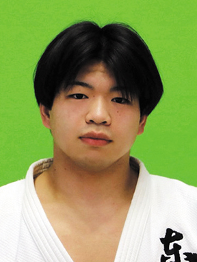 山城 航雅