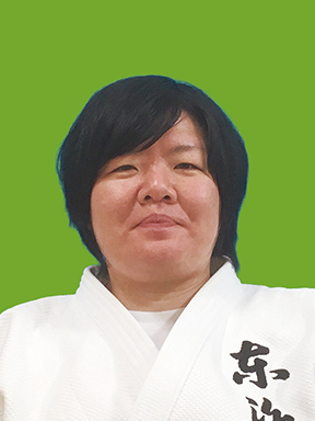 塚田 真希